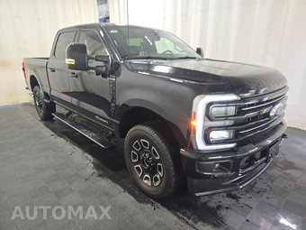2025 Ford Super Duty F-250 Platinum Crew Cab Medium Bed - miniatura 3