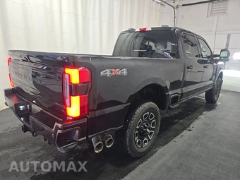 2025 Ford Super Duty F-250 Platinum Crew Cab Medium Bed - miniatura 4