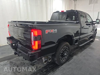 2025 Ford Super Duty F-250 Platinum Crew Cab Medium Bed - miniatura 4