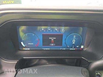 2025 Ford Super Duty F-250 Platinum Crew Cab Medium Bed - miniatura 10