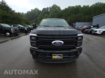 2025 Ford Super Duty F-250 Platinum Crew Cab Medium Bed - miniatura 2