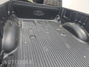 2025 Ford Super Duty F-250 Platinum Crew Cab Medium Bed - miniatura 16