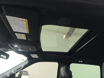 2025 Ford Super Duty F-250 Platinum Crew Cab Medium Bed - miniatura 17