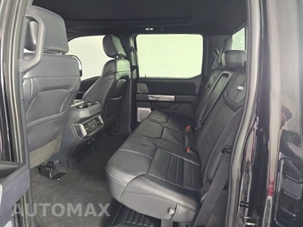 2025 Ford Super Duty F-250 Platinum Crew Cab Medium Bed - miniatura 13