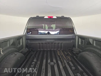 2025 Ford Super Duty F-250 Platinum Crew Cab Medium Bed - miniatura 16