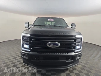 2025 Ford Super Duty F-250 Platinum Crew Cab Medium Bed - miniatura 2