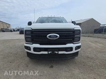 2025 Ford Super Duty F-250 Platinum Crew Cab Medium Bed - miniatura 2