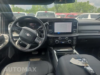 2025 Ford Super Duty F-250 Platinum Crew Cab Medium Bed - miniatura 14
