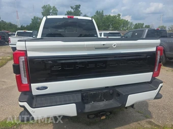 2025 Ford Super Duty F-250 Platinum Crew Cab Medium Bed - miniatura 5
