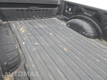 2025 Ford Super Duty F-250 Platinum Crew Cab Medium Bed - miniatura 16