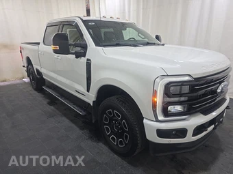 2025 Ford Super Duty F-250 Platinum Crew Cab Medium Bed - miniatura 3