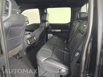 2025 Ford Super Duty F-250 Platinum Crew Cab Medium Bed - miniatura 13