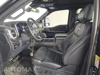 2025 Ford Super Duty F-250 Platinum Crew Cab Medium Bed - miniatura 7