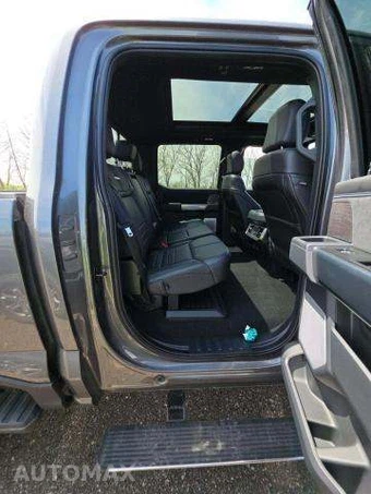 2025 Ford Super Duty F-250 Platinum Crew Cab Medium Bed - miniatura 16
