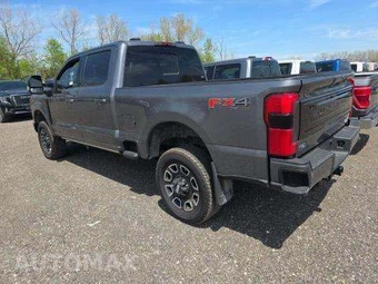 2025 Ford Super Duty F-250 Platinum Crew Cab Medium Bed - miniatura 2
