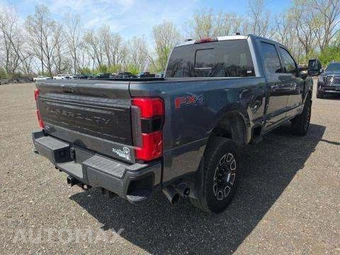 2025 Ford Super Duty F-250 Platinum Crew Cab Medium Bed - miniatura 3