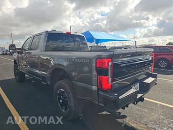 2025 Ford Super Duty F-250 Platinum Crew Cab Medium Bed - miniatura 6