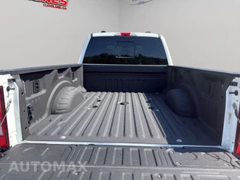 2025 Ford Super Duty F-250 Platinum Crew Cab Medium Bed - miniatura 9