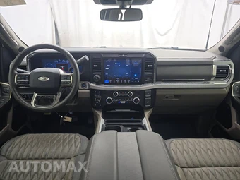 2025 Ford Super Duty F-250 Platinum Crew Cab Medium Bed - miniatura 11