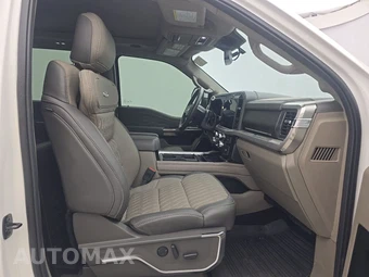 2025 Ford Super Duty F-250 Platinum Crew Cab Medium Bed - miniatura 8