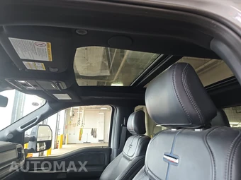 2025 Ford Super Duty F-250 Platinum Crew Cab Medium Bed - miniatura 18