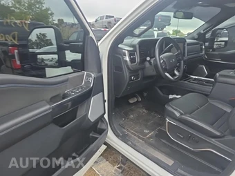 2025 Ford Super Duty F-250 Platinum Crew Cab Medium Bed - miniatura 13