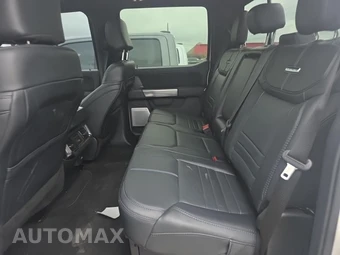 2025 Ford Super Duty F-250 Platinum Crew Cab Medium Bed - miniatura 16