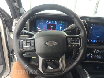 2025 Ford Super Duty F-250 Platinum Crew Cab Medium Bed - miniatura 10