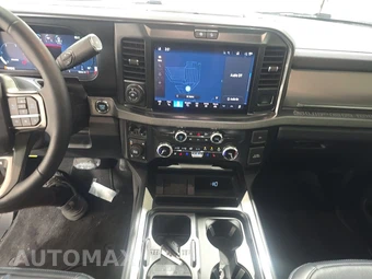 2025 Ford Super Duty F-250 Platinum Crew Cab Medium Bed - miniatura 11