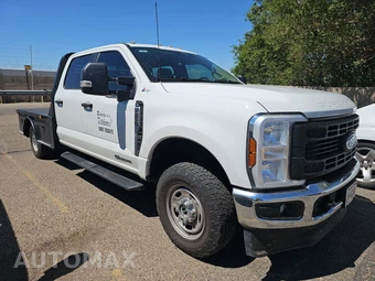 2025 Ford Super Duty F-250 XL Crew Cab Long Bed - miniatura 3