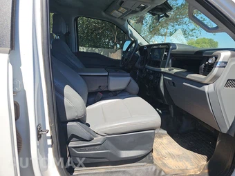2025 Ford Super Duty F-250 XL Crew Cab Long Bed - miniatura 8