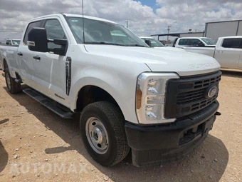 2025 Ford Super Duty F-250 XL Crew Cab Long Bed - miniatura 4