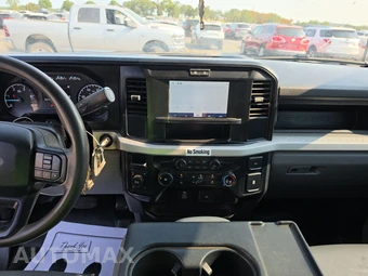 2025 Ford Super Duty F-250 XL Crew Cab Long Bed - miniatura 11