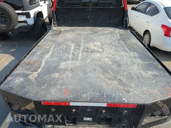2025 Ford Super Duty F-250 XL Crew Cab Long Bed - miniatura 16
