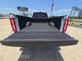 2025 Ford Super Duty F-250 XL Crew Cab Long Bed - miniatura 11