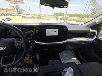2025 Ford Super Duty F-250 XL Crew Cab Long Bed - miniatura 7