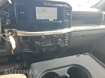 2025 Ford Super Duty F-250 XL Crew Cab Long Bed - miniatura 11
