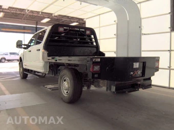 2025 Ford Super Duty F-250 XL Crew Cab Long Bed - miniatura 6
