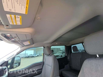 2025 Ford Super Duty F-250 XL Crew Cab Long Bed - miniatura 8
