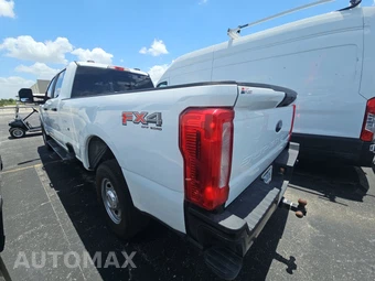 2025 Ford Super Duty F-250 XL Crew Cab Long Bed - miniatura 6