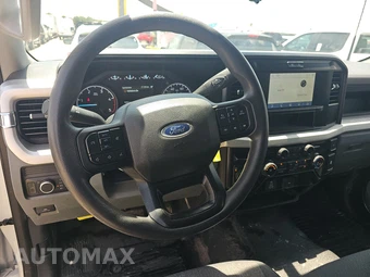 2025 Ford Super Duty F-250 XL Crew Cab Long Bed - miniatura 10