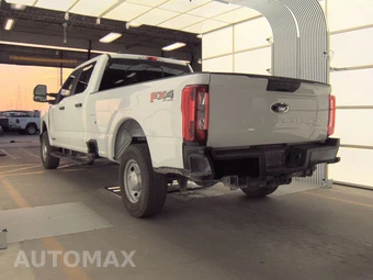 2025 Ford Super Duty F-250 XL Crew Cab Long Bed - miniatura 6