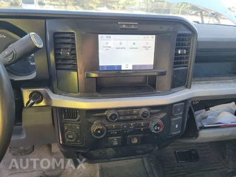 2025 Ford Super Duty F-250 XL Crew Cab Long Bed - miniatura 17