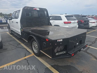 2025 Ford Super Duty F-250 XL Crew Cab Long Bed - miniatura 6