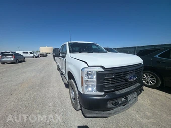 2025 Ford Super Duty F-250 XL Crew Cab Long Bed - miniatura 3