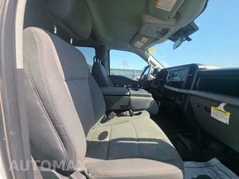 2025 Ford Super Duty F-250 XL Crew Cab Long Bed - miniatura 8