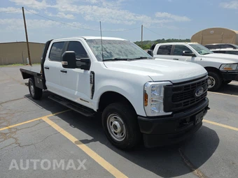 2025 Ford Super Duty F-250 XL Crew Cab Long Bed - miniatura 3
