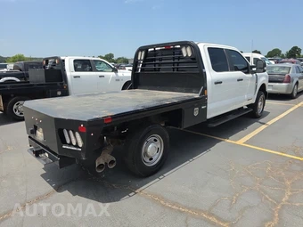 2025 Ford Super Duty F-250 XL Crew Cab Long Bed - miniatura 4
