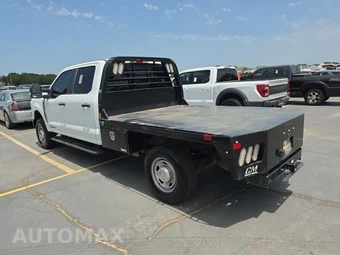 2025 Ford Super Duty F-250 XL Crew Cab Long Bed - miniatura 6