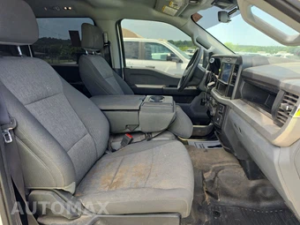 2025 Ford Super Duty F-250 XL Crew Cab Long Bed - miniatura 8
